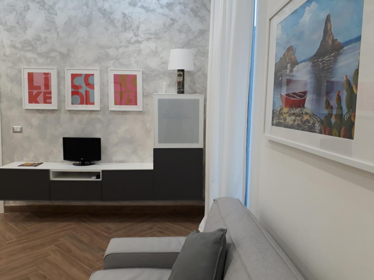 Etnea Street Apartment Катания Екстериор снимка